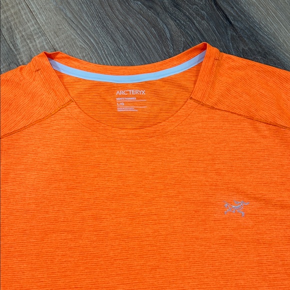Arc’teryx orange short sleeve shirt mens size large - Picture 2 of 12